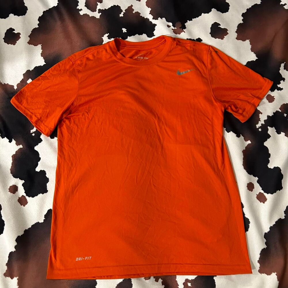 Nike Men's Orange T-shirt